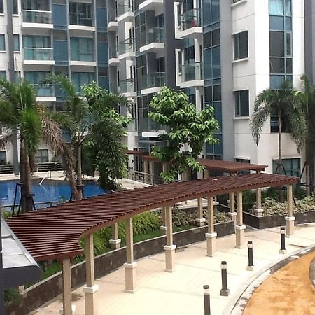 Palm Tree Genlex Condo Маніла Екстер'єр фото