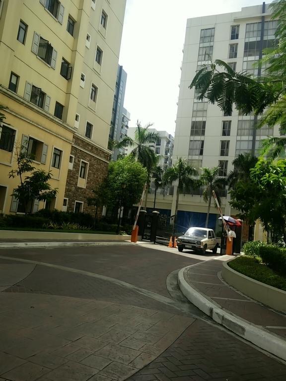 Palm Tree Genlex Condo Маніла Екстер'єр фото